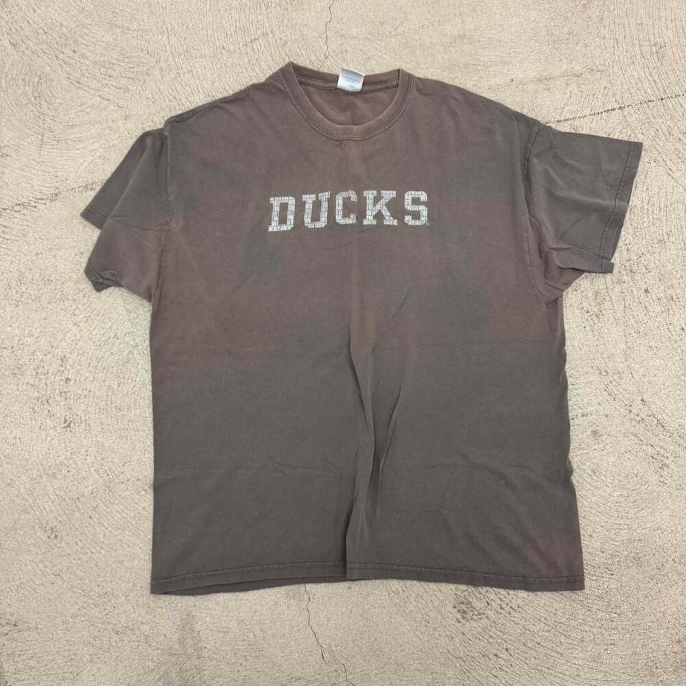 Gildan University of Oregon Ducks Faded Graphic T-Shirt